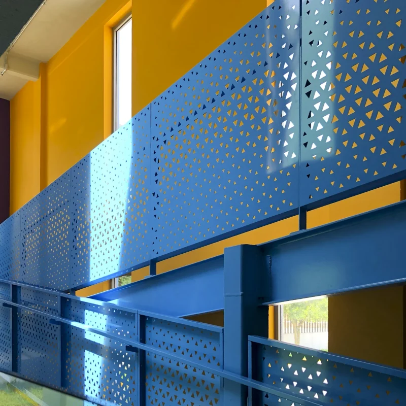 Horizontal1